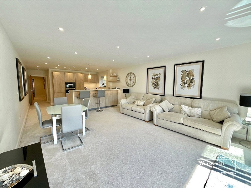 Needles Watch, 6 Wharncliffe Gardens, Highcliffe-On-Sea, Dorset, BH23