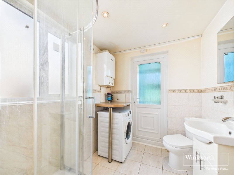 Tokyngton Avenue, Wembley, HA9