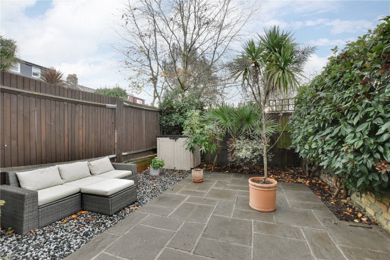 Eastcombe Avenue, Charlton, London, SE7