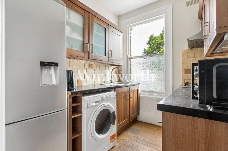 Eaton Park Road, London, N13