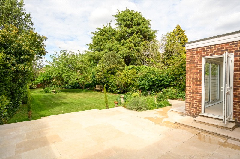 Wadham Close, Shepperton, Surrey, TW17