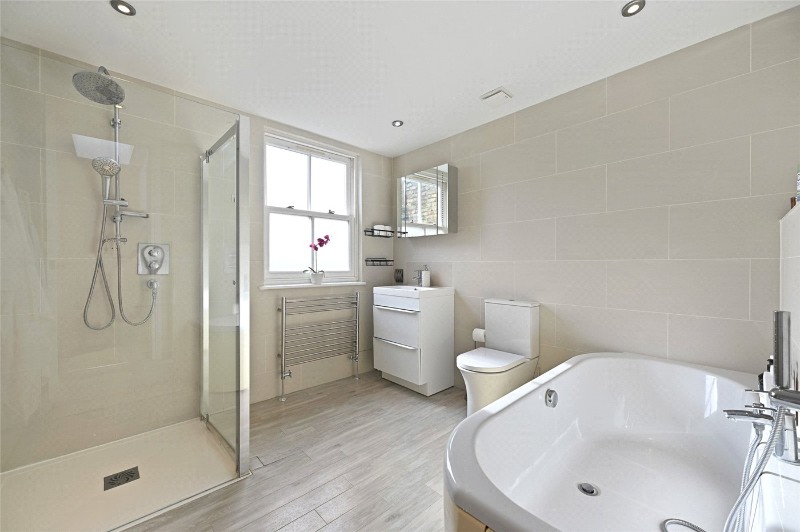 Aycliffe Road, London, W12