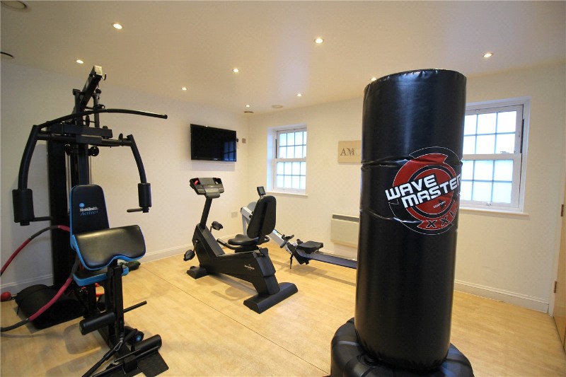 Leigh Road, Leigh-on-Sea, Essex, SS9