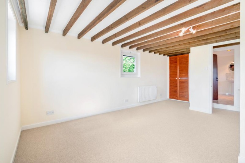 Greenvale Oast, Browns Lane, Cross In Hand, East Sussex, TN21