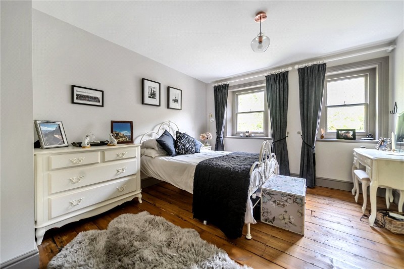 Wrecclesham Hill, Farnham, Surrey, GU10