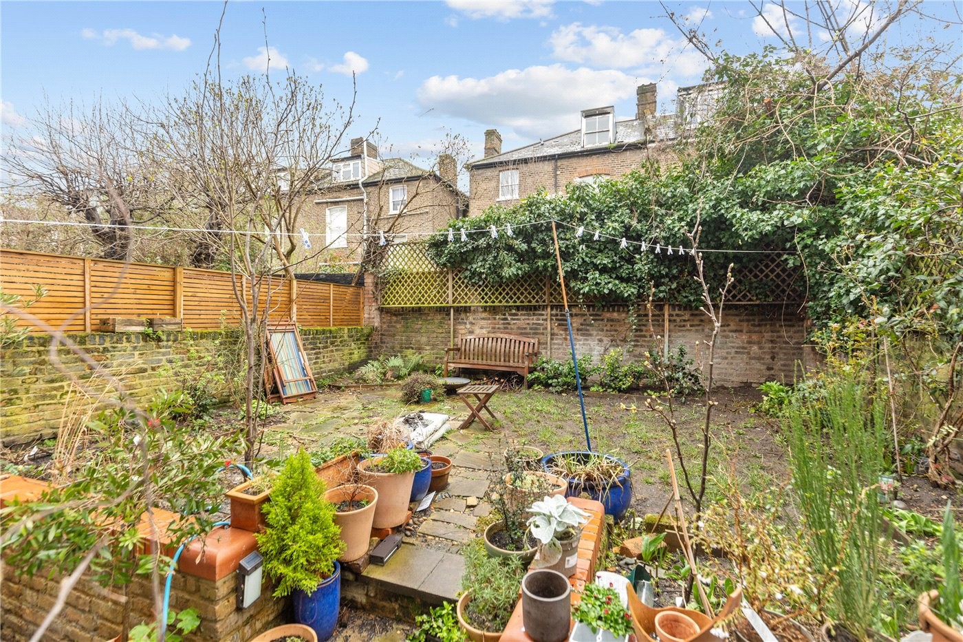 2 bedroom property for sale in Wilberforce Road, London, N4 (Ref