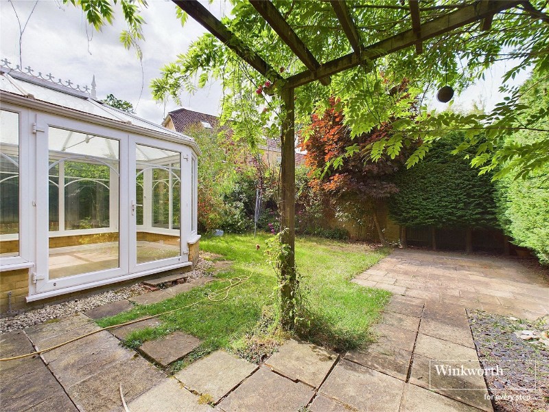 Duchess Close, Crowthorne, Berkshire, RG45