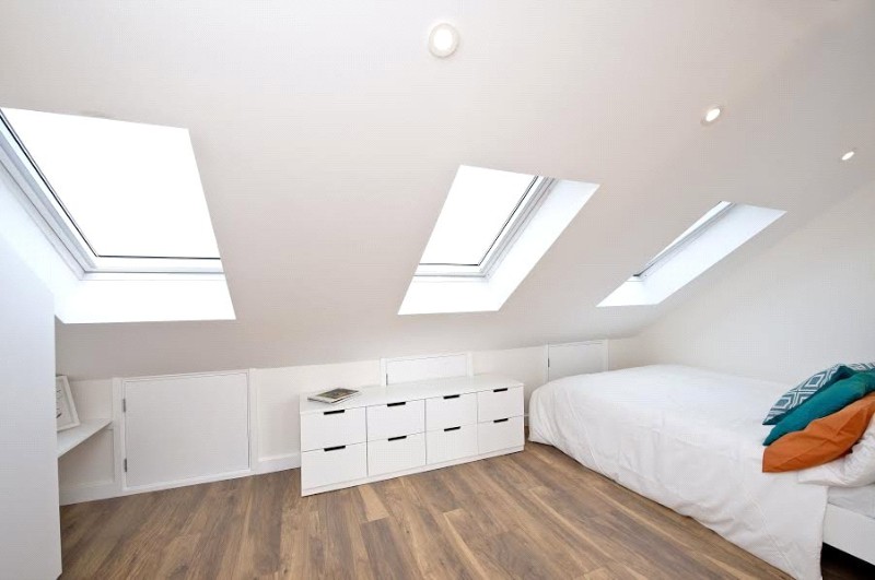 Bloemfontein Road, Shepherds Bush, London, W12