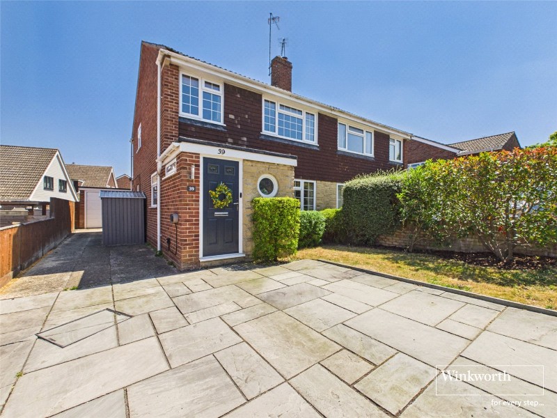 Dalby Crescent, Newbury, Berkshire, RG14