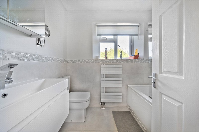 Green Lane, Farnham, United Kingdom, GU9