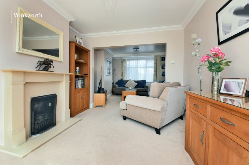 Walsingham Gardens, Stoneleigh, Epsom, Surrey, KT19