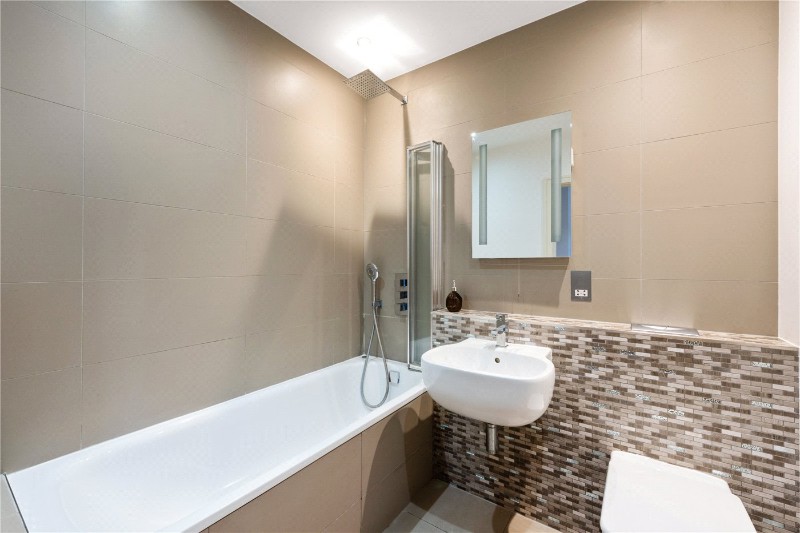 Compton Terrace, Hermitage Road, London, N4