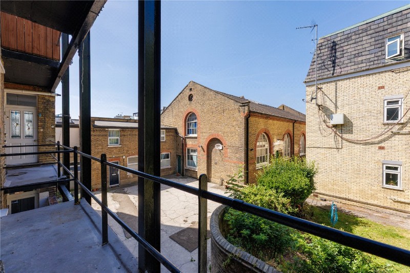 West Hill, London, SW18