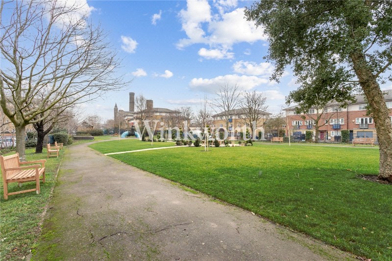 Myddleton Avenue, London, N4