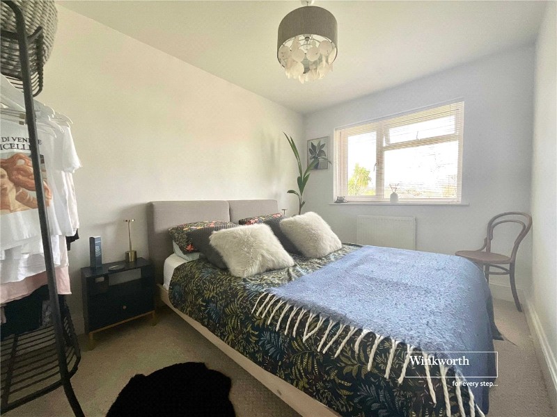 Brockhills Lane, New Milton, Hampshire, BH25