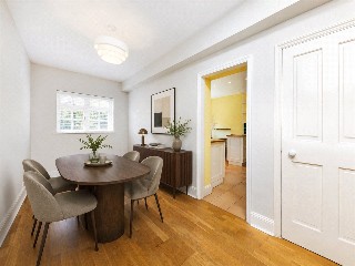 Lebanon Gardens, London, SW18