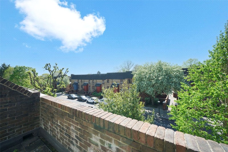 Girdlestone Walk, London, N19