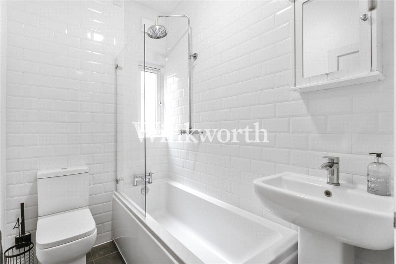 Park Avenue, London, N13
