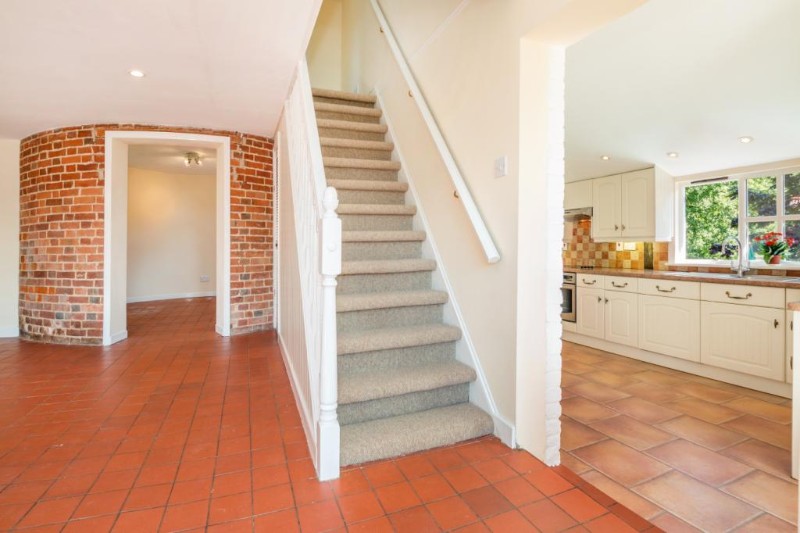 Greenvale Oast, Browns Lane, Cross In Hand, East Sussex, TN21