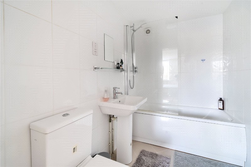 Tilford Street, Tilford, Farnham, Surrey, GU10