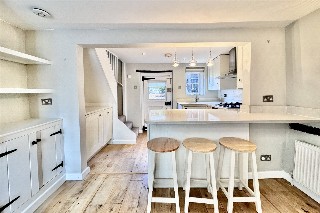 Wycombe End, Beaconsfield, HP9