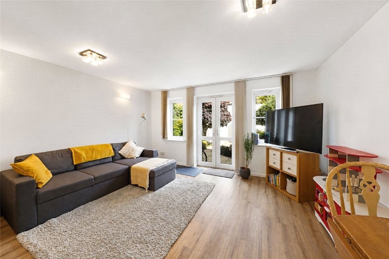 Kiver Road, London, N19