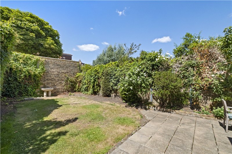 Castelnau, Barnes, London, SW13