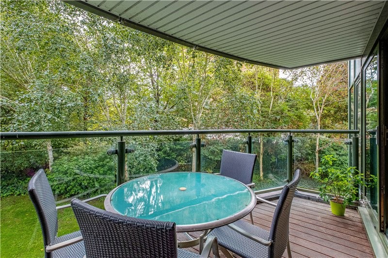 Wrenn House, 2 Brasenose Drive, Barnes, London, SW13