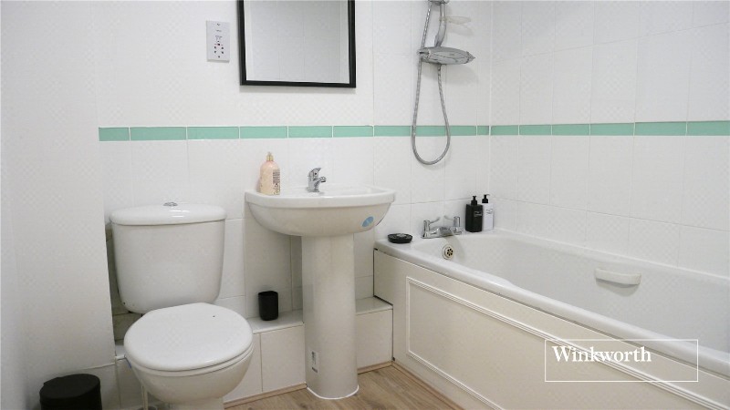 Polaris Court, Mariners Close, New Barnet, EN4