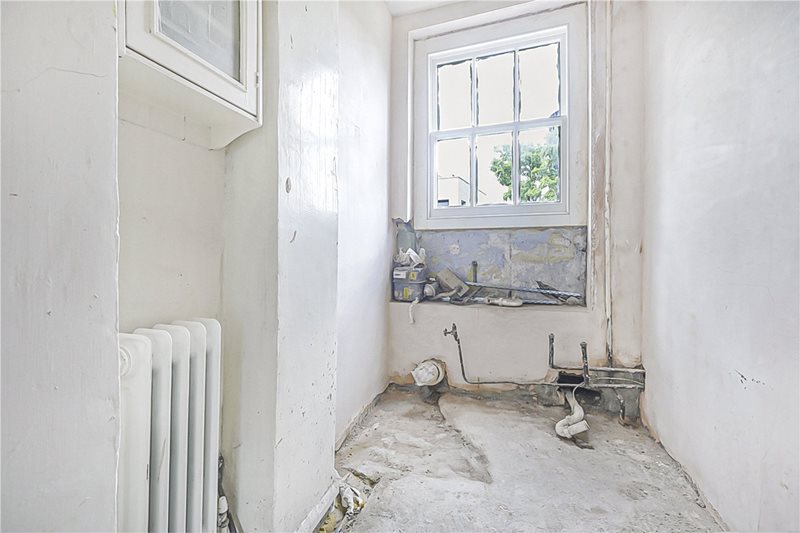 Luke Street, London, EC2A