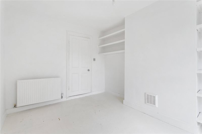 Mayola Road, London, E5