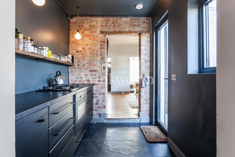 Rosebery Avenue, London, N17