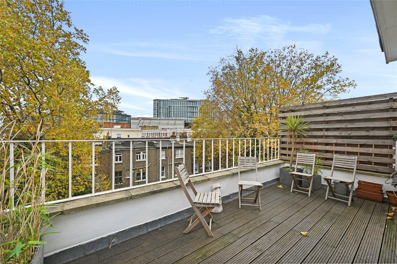 Gratton Road, London, W14