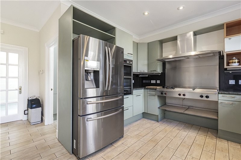 Devereux Lane, Barnes, London, SW13