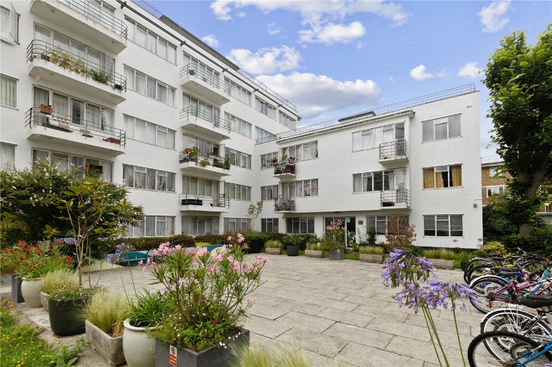 Streatham Hill, London, SW2