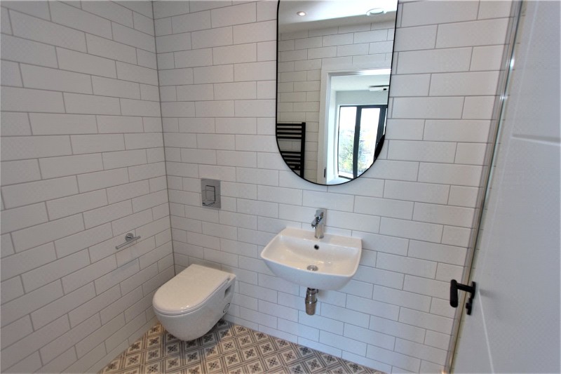 London Road, Hadleigh, Benfleet, Essex, SS7