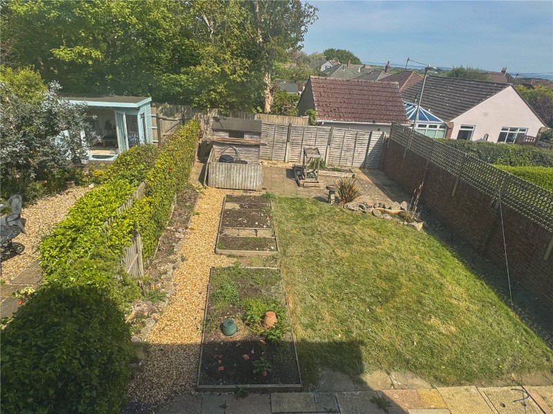 Lyndale Close, Milford on Sea, Lymington, Hampshire, SO41