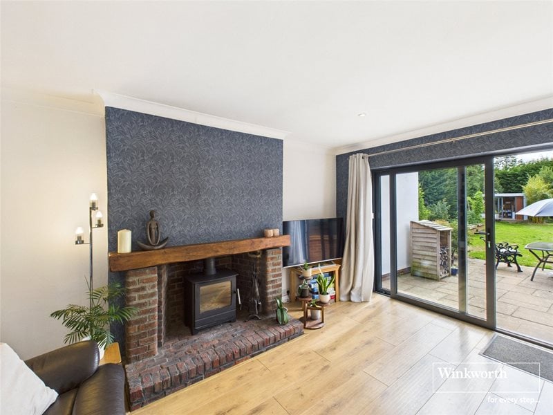 Highdown Avenue, Emmer Green, Reading, Berkshire, RG4