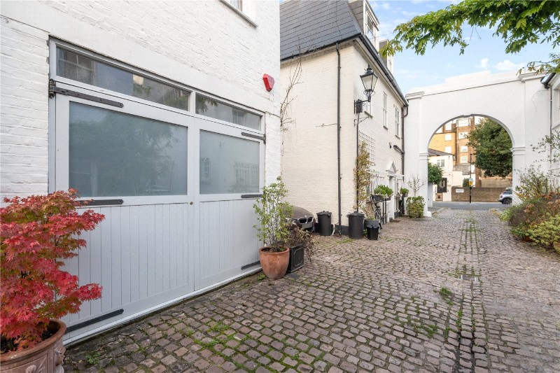 Fulton Mews, London, W2