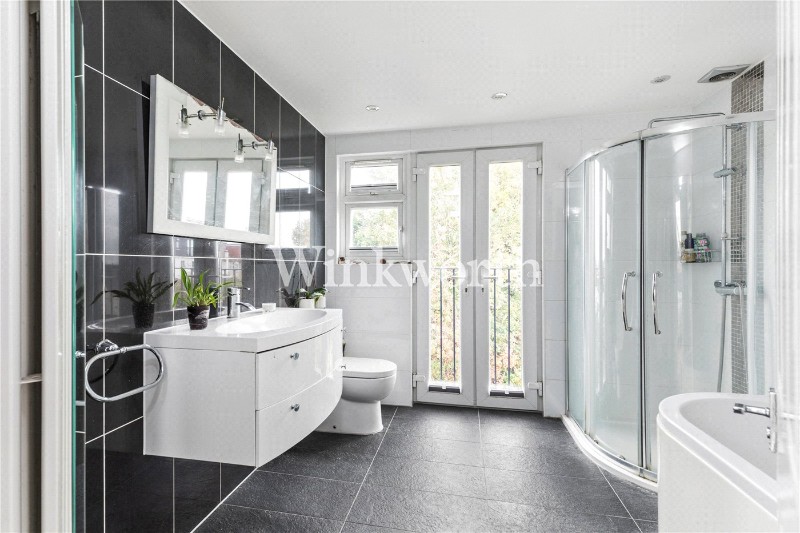 Waterfall Road, London, N11