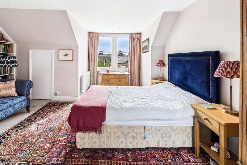 Gubyon Avenue, London, SE24