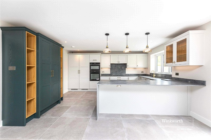 Wellington Avenue, Christchurch, Dorset, BH23