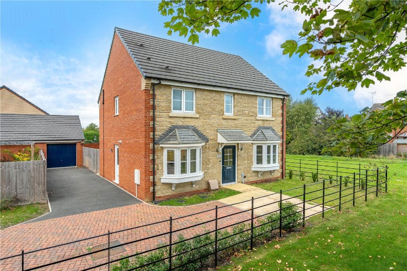 Harrier Way, Market Deeping, Peterborough, Lincolnshire, PE6