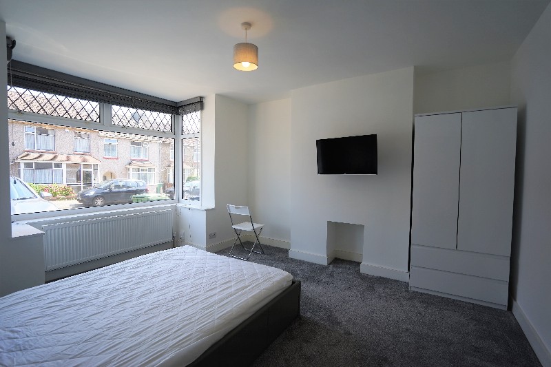 Third Avenue, Bristol, BS7