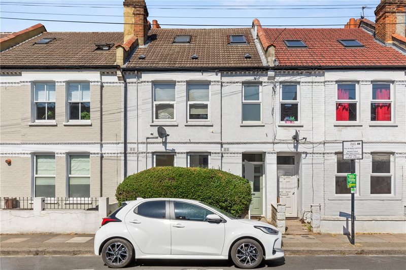 Gilbey Road, London, SW17