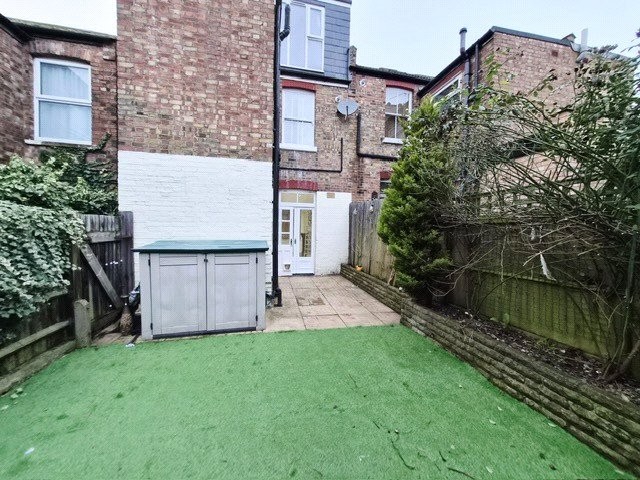 Birkbeck Road, London, N12