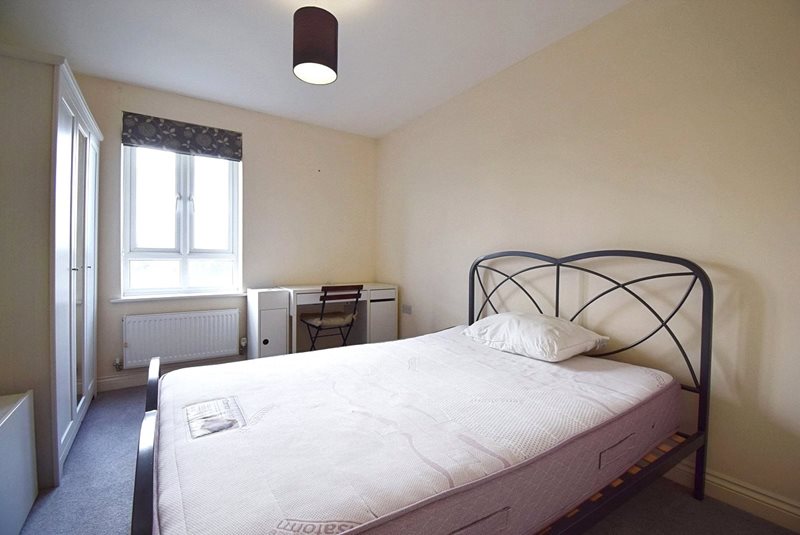 Sinclair Drive, Basingstoke, Hampshire, RG21