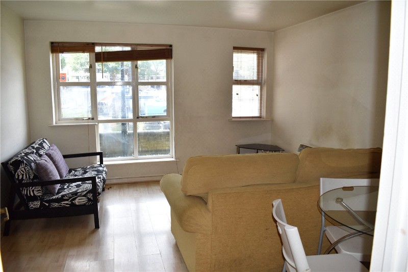 Transom Close, London, SE16