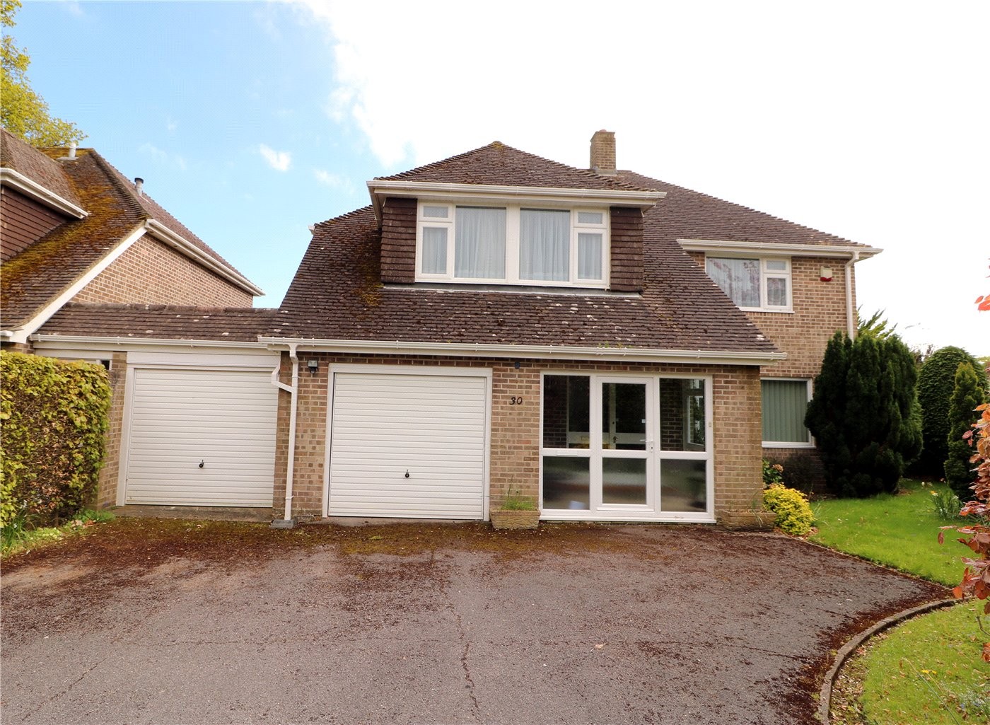 4 bedroom property for sale in Durrant Way, Sway, Lymington, SO41 (Ref