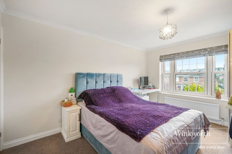 -Springpark Drive, Beckenham, BR3